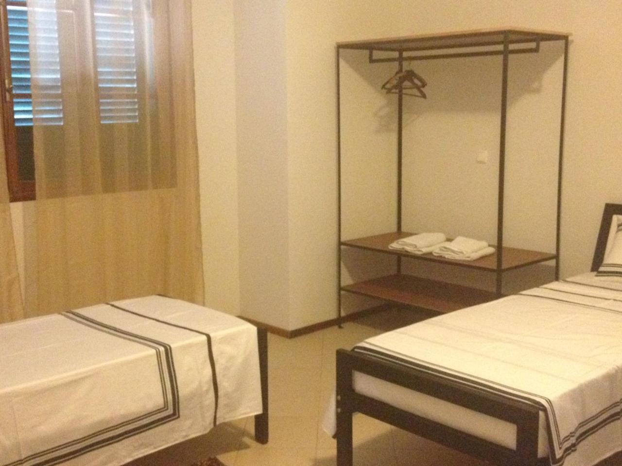 Residencial Monte Cara Bed & Breakfast Mindelo Exterior photo